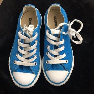 Converse size 11